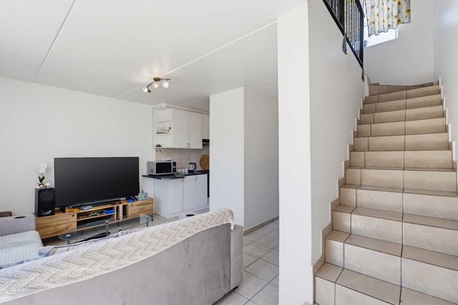 2 Bedroom Property for Sale in Protea Heights Western Cape